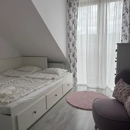 Bursztynowe Wybrzeze Apartment *