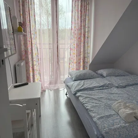 Bursztynowe Wybrzeze Apartment *